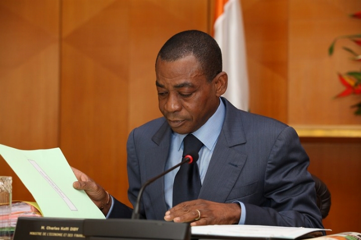 Le budget 2012 de l’Etat passe de 3160 milliards à 3240,2 milliards FCFA